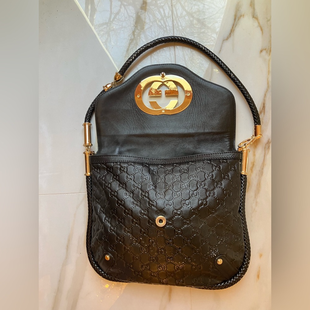 Gucci Black GG Embossed Shoulder Bag with Gold Double G - Picture 2 of 4